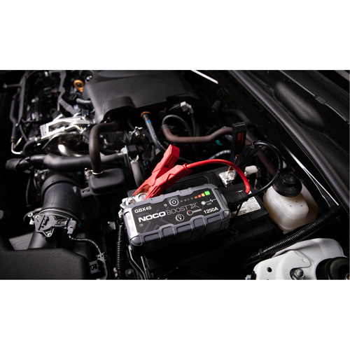 GBX45 Boost&reg; X Jump Starter Equipex