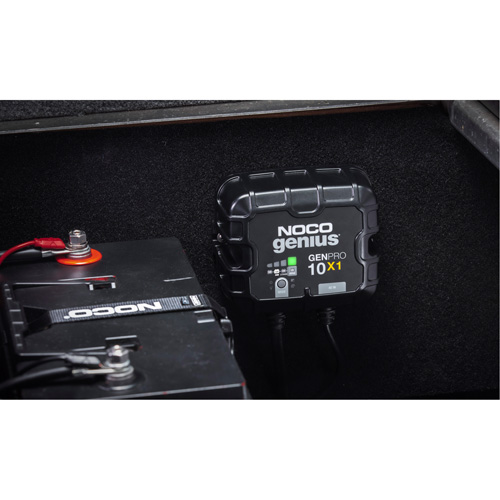Chargeur de batterie embarqu&eacute; &agrave; 1 sortie de 10 amp&egrave;res GenPro10X1 Genius Equipex