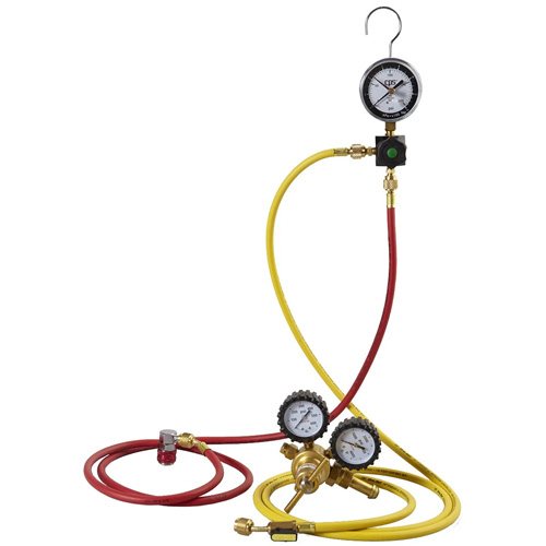 Ensemble pour test de fuite dazote pour climatisation automobile avec r&eacute;gulateur Equipex