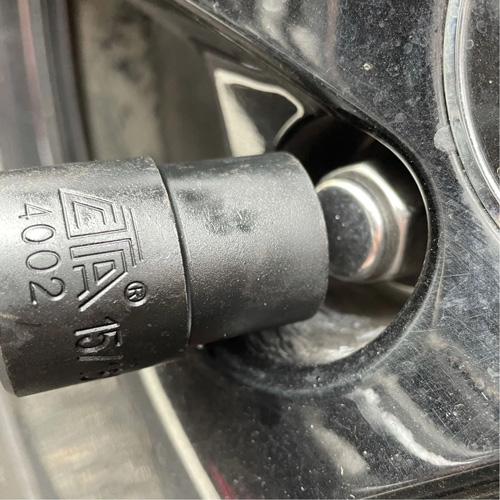 Emergency Lug Nut Remover Equipex