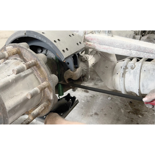 Fourche pour ressort de frein trait&eacute;e thermiquement avec tige extra-longue Equipex