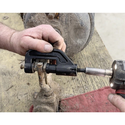 Presse-axe de tige de r&eacute;gleur de jeu pour camions de classes 6 &agrave; 8 Equipex