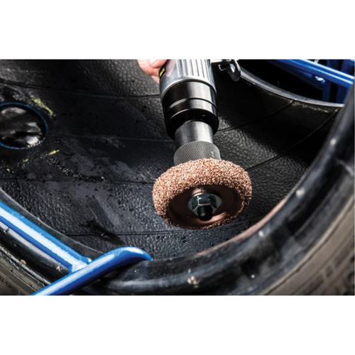 Roue de tamponnage et d'abrasion en carbure de tungst&egrave;ne pour tampon de pneu &agrave; basse vitesse, Diam&egrave;tre 2-3/5", 4,5" lo, 4" la, Hauteur 1,1" Equipex