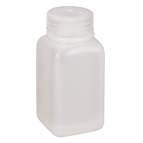 Bouteilles peu encombrantes &agrave; prise facile, Carr&eacute;e, 6 oz, Plastique Equipex