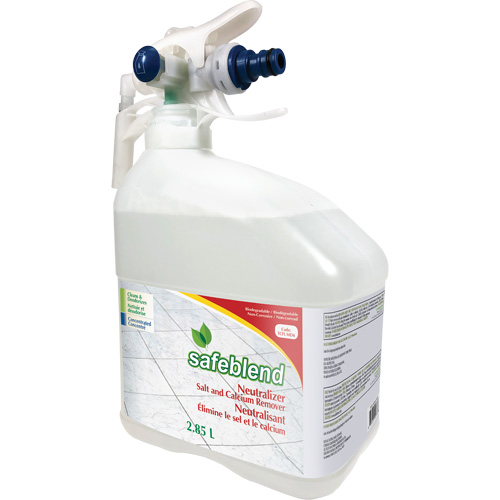 Produit concentr&eacute; pour d&eacute;tartrer, nettoyer et d&eacute;poussi&eacute;rer, Cruche, 4 L Equipex