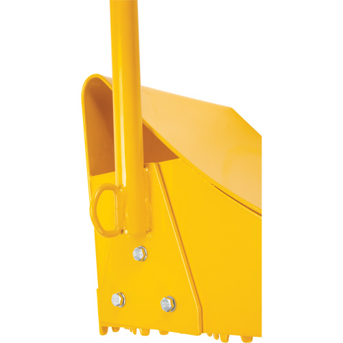 Cale de roue pour la glace avec poign&eacute;e ergonomique, Acier, Jaune, 8-1/16" la x 10-5/8" p x 8-13/16" h Equipex