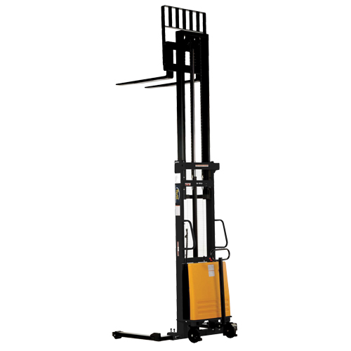 Gerbeur pour chariot &eacute;l&eacute;vateur, Fonctionnement &eacute;lectrique, Capacit&eacute; 2000 lb, Lev&eacute;e max 137" Equipex
