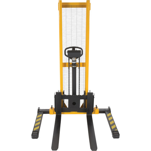 Gerbeur hydraulique manuel, Fonctionnement Pompe manuelle, Capacit&eacute; 2000 lb, Lev&eacute;e max 63" Equipex