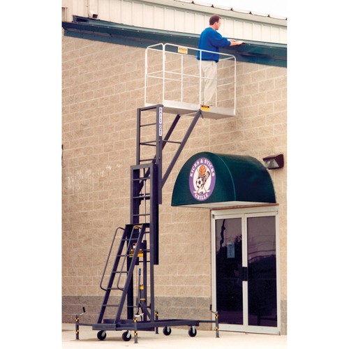 Ballylift&reg; Maintenance Lift Equipex