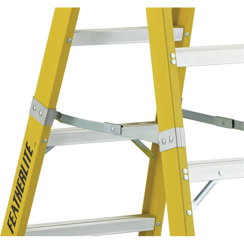6600 Series Industrial Heavy-Duty 2-Way Stepladders, Fibreglass, 300 lbs. Capacity, 6' Equipex