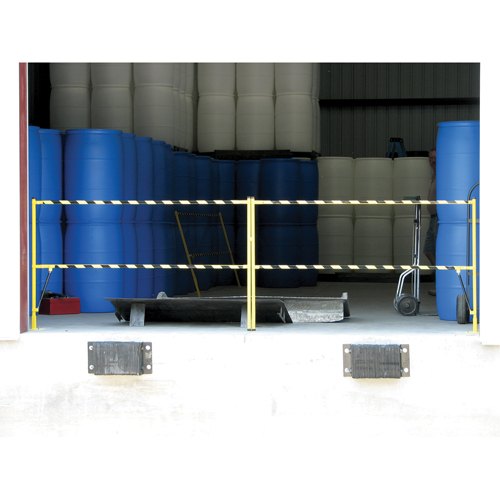 Safety Lift Gate, Single, 6' L x 42-5/8" H Expanded Equipex