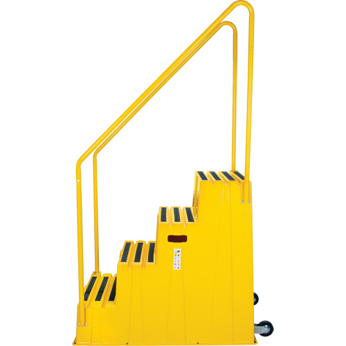 Escabeau industriel, 4 marches, 44" x 22-1/4" x Hauteur 65-1/8" Equipex