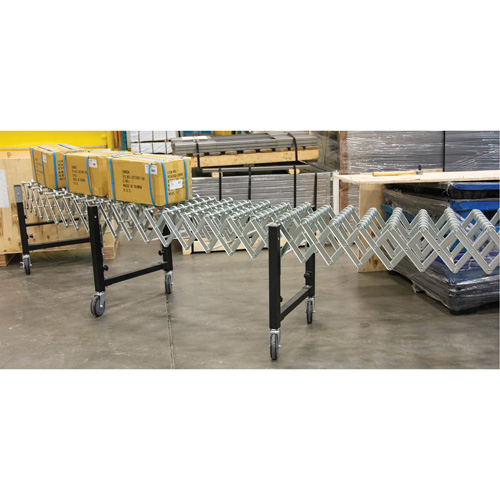 Convoyeur extensible, 18" la x 24' lo, Capacit&eacute; de 200 lb par pi lin. Equipex