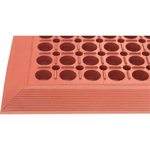Competitor Series Mats, Slotted, 3' x 5' x 7/8", Orange, Natural Rubber Equipex