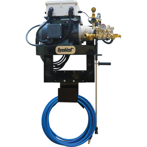 Laveuse &agrave; pression &agrave; eau chaude et froide murale 575V, &eacute;lectrique, 1900 PSI, 4 gal./min Equipex