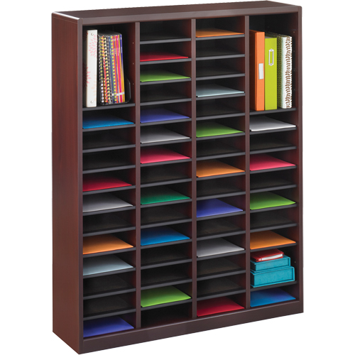 Casier &agrave; compartiments E-Z Stor pour documentation, Stationnaire, 60 fentes, Bois, 40" la x 3/4" p x 52-1/4" h Equipex