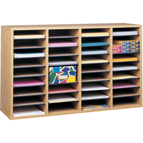 Casier &agrave; compartiments r&eacute;glable pour documentation, Stationnaire, 36 fentes, Bois, 39-1/4" la x 11-3/4" p x 24" h Equipex