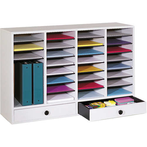 Casier &agrave; compartiments r&eacute;glable pour documentation, Stationnaire, 34 fentes, Bois, 39-1/4" la x 11-3/4" p x 25-1/4" h Equipex