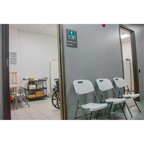 Chaises pliantes, Poly&eacute;thyl&egrave;ne, Blanc, Capacit&eacute; 350 lb Equipex