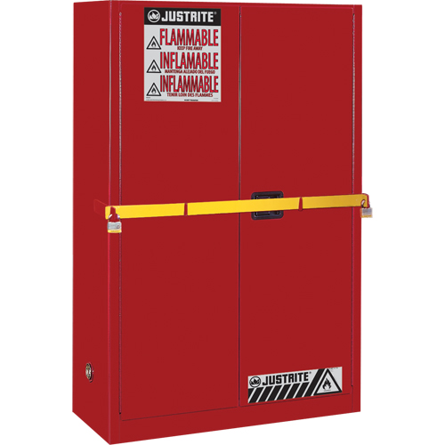 Armoire de rangement haute s&eacute;curit&eacute; avec barre en acier pour produits inflammables, 45 gal., 2 tablettes Equipex