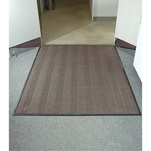 Tapis Waterhog Eco Elite, Essuie-pieds/grattoir, 4' x 8' x 3/8", Brun ch&acirc;taignier Equipex
