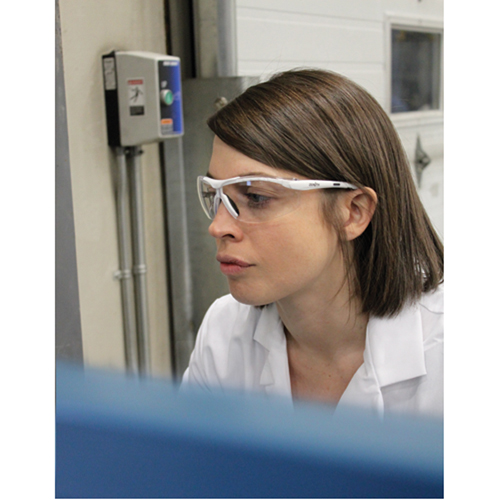 Lunettes de s&eacute;curit&eacute; s&eacute;rie Z1500, Lentille Transparent, Anti-&eacute;gratignures, R&eacute;pond ou surpasse la norme CSA Z94.3 Equipex