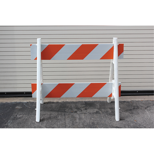 Barricades, En A, 72" lo x 40" h, Orange/Blanc Equipex