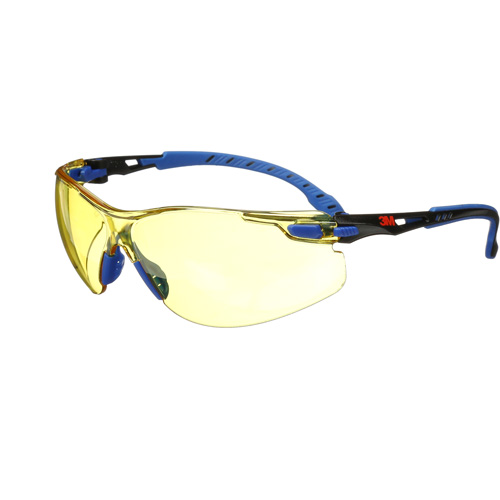 Lunettes de s&eacute;curit&eacute; Solus avec lentilles Scotchgard, Lentille Ambr&eacute;e, Antibu&eacute;e, R&eacute;pond ou surpasse la norme CSA Z94.3 Equipex