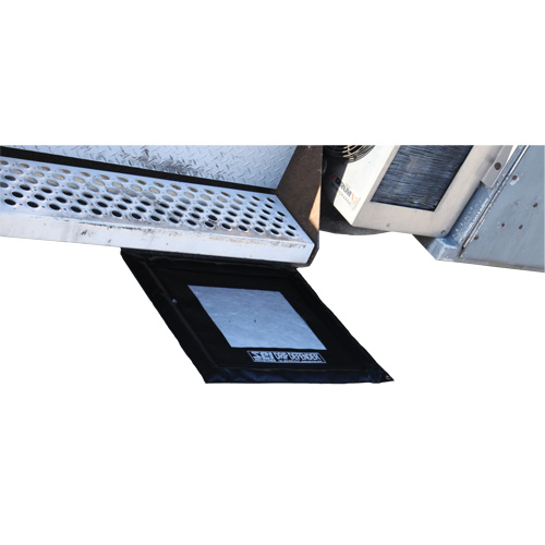 Drip Defender Spill Collection Pad, Oil Only, 15" x 13", 0.2 gal. Absorbancy Equipex