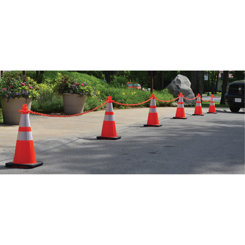 Ensemble de c&ocirc;nes de signalisation et chaînes, 28", Vert, Bande(s) r&eacute;fl&eacute;chissante(s) 4" & 6" Equipex