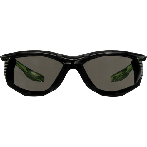 Lunettes de s&eacute;curit&eacute; de s&eacute;rie Solus CCS, Lentille Gris, Antibu&eacute;e/Anti-&eacute;gratignures, R&eacute;pond ou surpasse la norme CSA Z94.3 Equipex