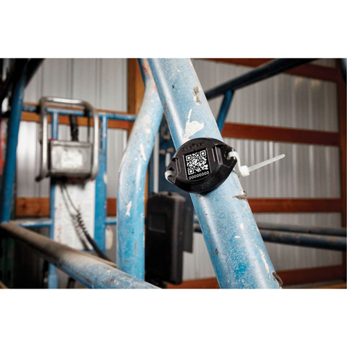 One-Key Bluetooth Tracking Tag Equipex