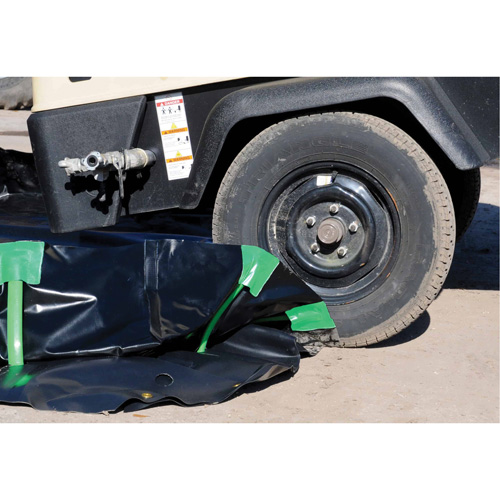 Ultra-Containment Berm&reg;, 748 US gal. Capacity, 10' W x 10' L x 12" H, Stake Wall Equipex