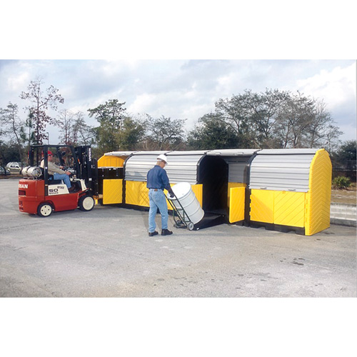 P20 Plus Ultra-Hard Top Spill Pallets&reg; without Drain, 312" L x 79" W x 62" H, 9000 lbs. Load Capacity Equipex