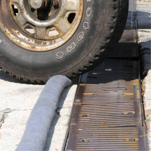 Ultra-Trench Filter Boom&reg; Equipex