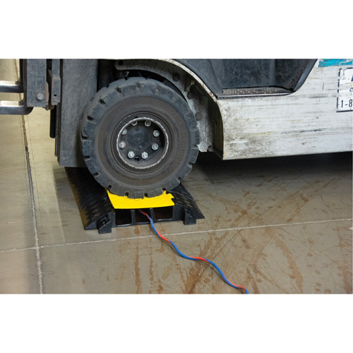 Polyurethane Cable Protector, 3 Channels, 35.43" L x 19.69" W x 3" H Equipex