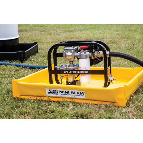 Berme de confinement compacte Mini-Berm en PVC jaune, Capacit&eacute; 40 gal. US, 4' la x 4' lo x 4" h Equipex