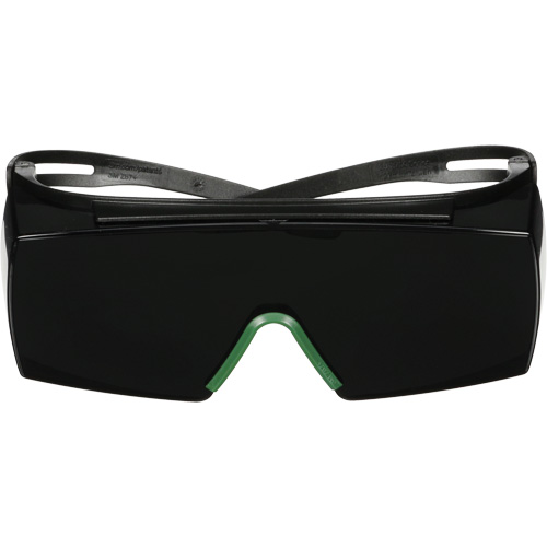 Lunettes de s&eacute;curit&eacute; SecureFit s&eacute;rie 3700 SF3750AS-BLK, Lentille Gris/IR 5.0, Anti-&eacute;gratignures, ANSI Z87+/R&eacute;pond ou surpasse la norme CSA Z94.3 Equipex