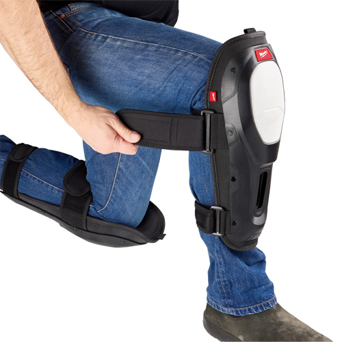 Dynamic Flooring Knee Pad, Hook and Loop Style, Plastic Caps, Foam Pads Equipex