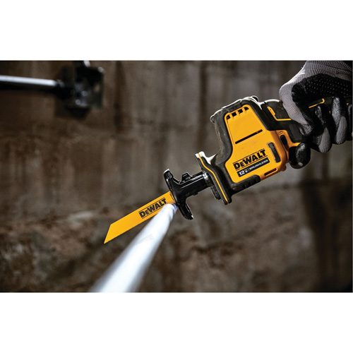 Scie alternative sans fil Max* (outil seulement), 12 V, Lithium-ion Bloc-pile, 0-2800 coups/min Equipex