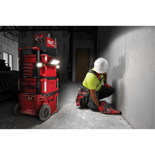 Lampe/chargeur M18 Packout, DEL, 3000 lumens Equipex