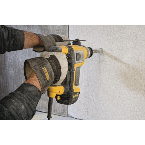 Marteau combin&eacute; SDS-Plus, 1-1/8", 9 A, 0-4700 Coups/min, 0-820 Tr/min, 3,1 lb-pi Equipex