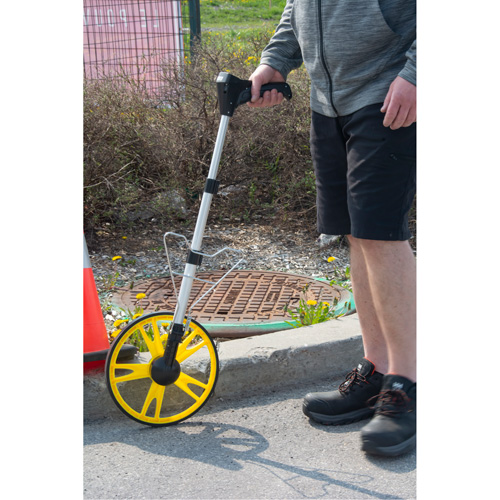 Digital Distance Measuring Wheel, 12.5"/31.8 cm, 99999.9 m Range, Feet/Metres Equipex