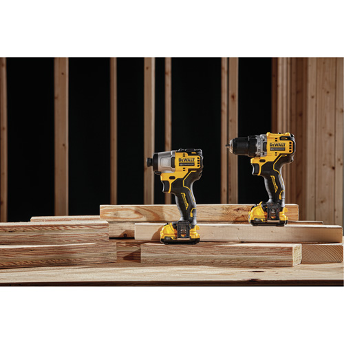 Trousse de perceuse et de tournevis &agrave; percussion &agrave; moteur sans balai Xtreme, Lithium-ion, 12 V Equipex