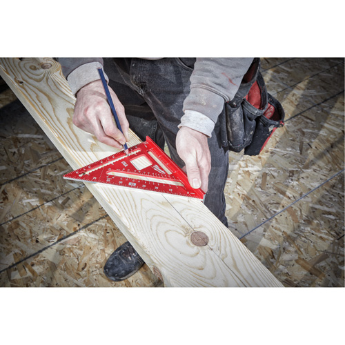 Rafter Square Equipex