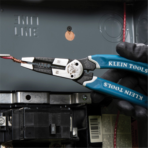 Outil polyvalent Klein-Kurve pour d&eacute;nuder, couper et sertir les fils, 8-1/4" lo, 8 - 20 AWG Equipex