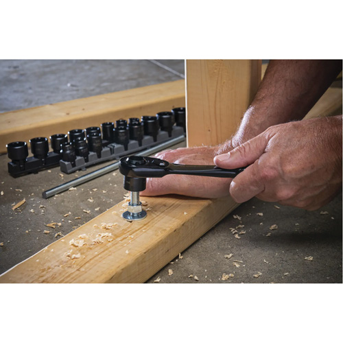 Mechanic's Tool Set, 25 Pcs, 3/8" Drive Size Equipex