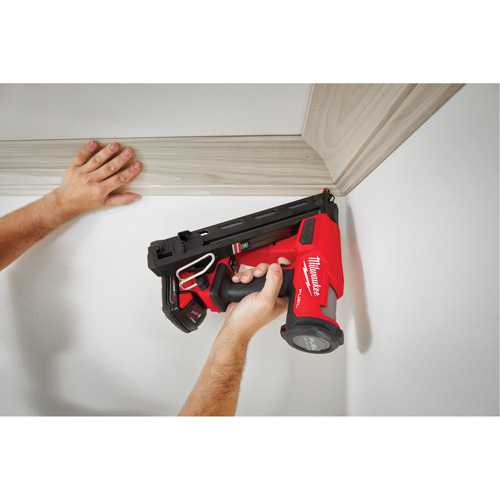 M18 Fuel 15 Gauge Finish Nailer (Tool Only), 18 V, Lithium-Ion Equipex