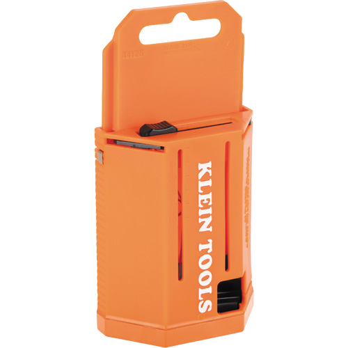 Utility Blade Dispenser with Blades, Single Style Equipex