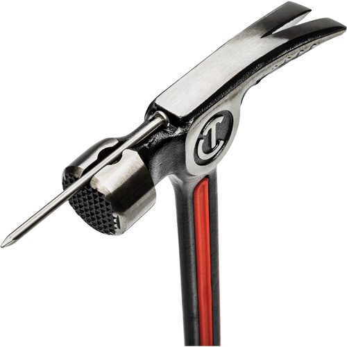 Marteau de charpente en acier avec face meul&eacute;e, 22 oz, Prise en Acier plein, 16" lo Equipex